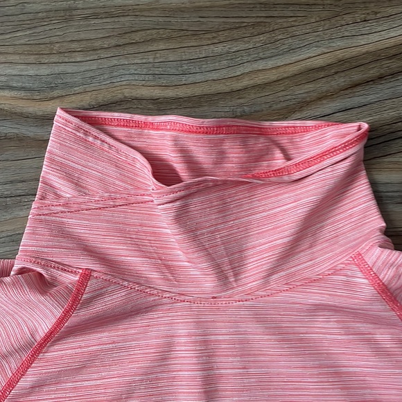 Columbia, pink long sleeve turtleneck, workout material - Picture 3 of 4